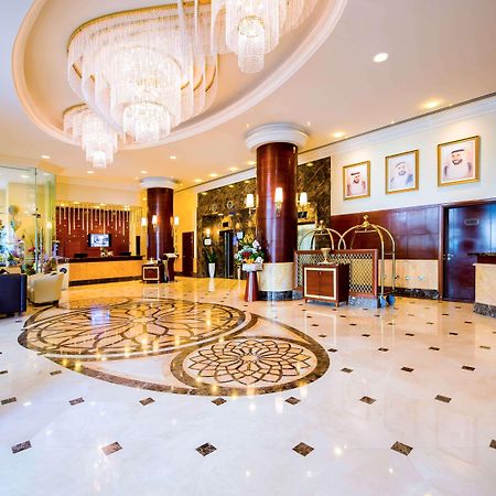 แกรนด์ เมอร์เคียว เรสซิเดนซ์ อาบู ดาบี Aparthotel อาบูดาบี ภายนอก รูปภาพ Lobby