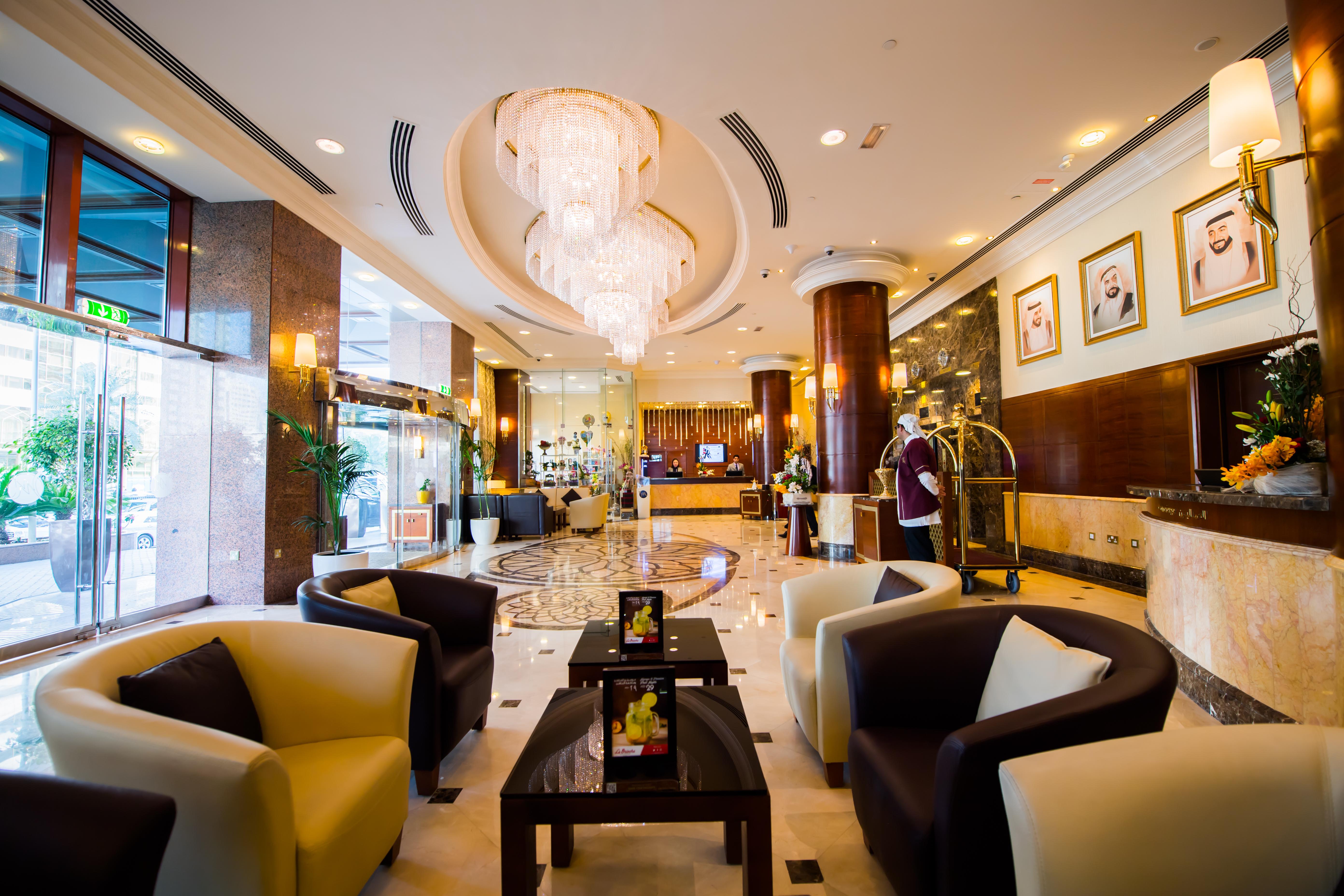 แกรนด์ เมอร์เคียว เรสซิเดนซ์ อาบู ดาบี Aparthotel อาบูดาบี ภายนอก รูปภาพ Lobby