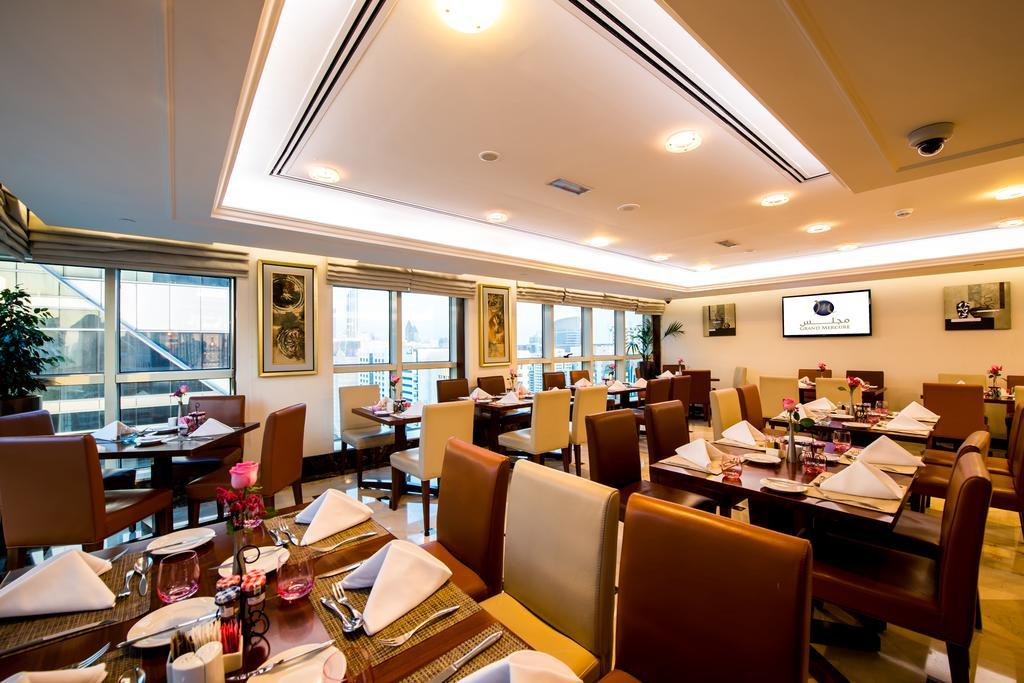 แกรนด์ เมอร์เคียว เรสซิเดนซ์ อาบู ดาบี Aparthotel อาบูดาบี ภายนอก รูปภาพ The restaurant